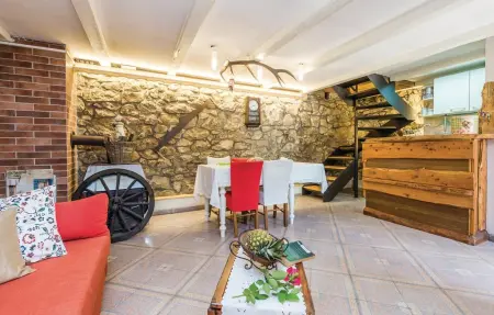 Maison 6 personnes à Jurdani - Photo 13