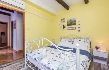 Maison 6 personnes à Jurdani - Photo 27