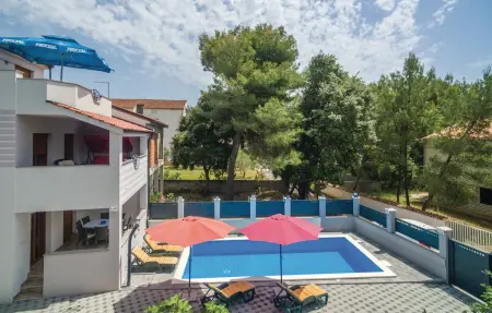 Maison 8 personnes à Pakostane - Photo 6