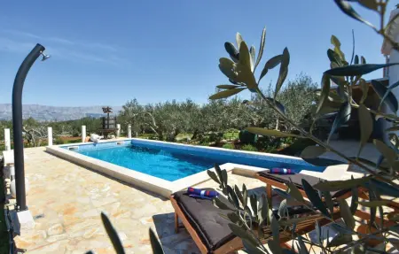 Maison 8 personnes à Pucisca - Photo 4