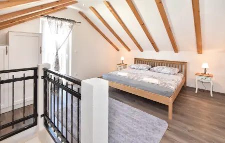 Maison 8 personnes à Pucisca - Photo 5