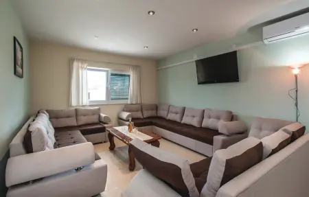 Maison 12 personnes à Sevid - Photo 1