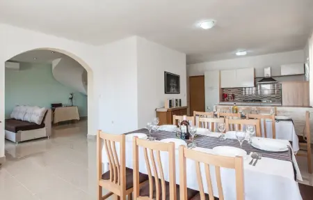 Maison 12 personnes à Sevid - Photo 2