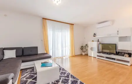 Maison 12 personnes à Selce - Photo 2