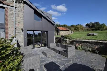 Le petit gite de Loulou, Gite dans la verdoyante commune de Sainte-Ode, au cœur de l'Ardenne - Photo 3