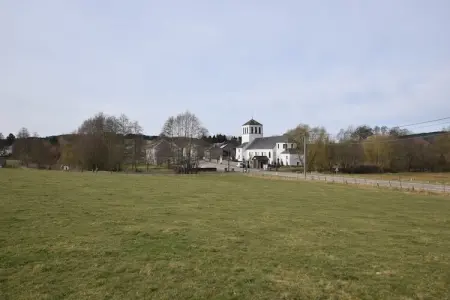 Le petit gite de Loulou, Gite dans la verdoyante commune de Sainte-Ode, au cœur de l'Ardenne - Photo 6