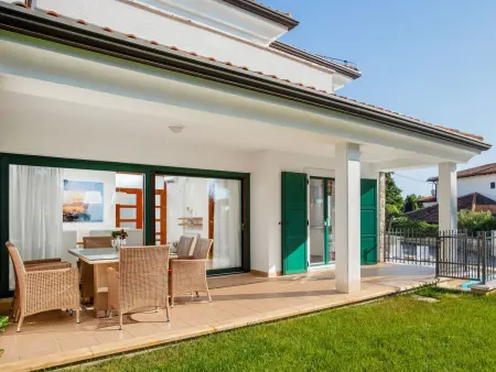 Villa Beach Front, Maison 8 personnes à Umag Basanija - Photo 1