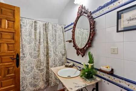Casona la Huertita, Maison de vacances intemporelle avec piscine - Photo 24