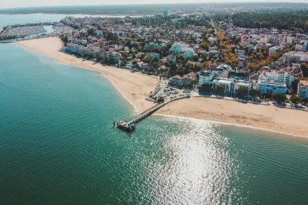 Maison à 10 min du Pilat, Escapade au bord de la piscine près d'Arcachon - Photo 24