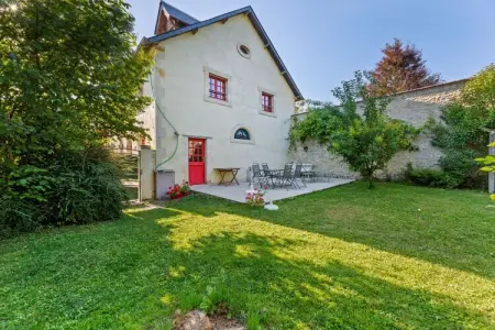 LE MANOIR DE DAMIGNY, Manoir avec jacuzzi en été - Photo 6