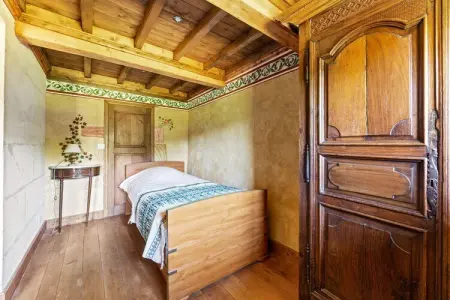 LE MANOIR DE DAMIGNY, Manoir avec jacuzzi en été - Photo 17