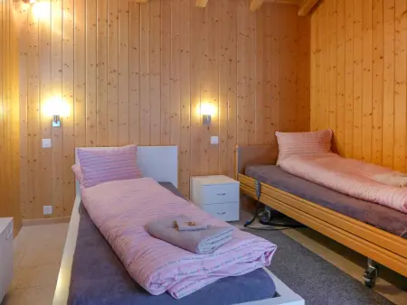 Chalet Guldeli, Maison 6 personnes à Kandergrund - Photo 10