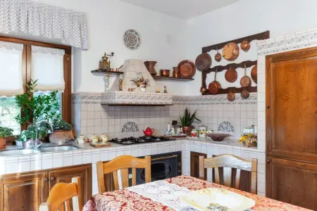 Appartamento in Villa con Giardino e Piscina, Villa à Tagliacozzo avec Piscine et Nature - Photo 2