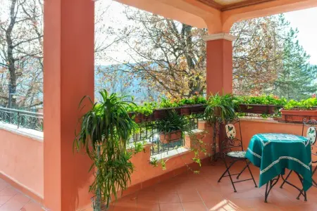 Appartamento in Villa con Giardino e Piscina, Villa à Tagliacozzo avec Piscine et Nature - Photo 23