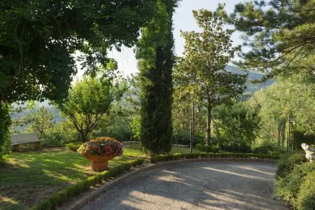 Appartamento in Villa con Giardino e Piscina, Villa à Tagliacozzo avec Piscine et Nature - Photo 25