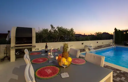 Maison 8 personnes à Zrnovnica - Photo 19