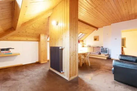 Casa Vacanze a Stenico, Château dans les nuages ; une maison de vacances - Photo 7