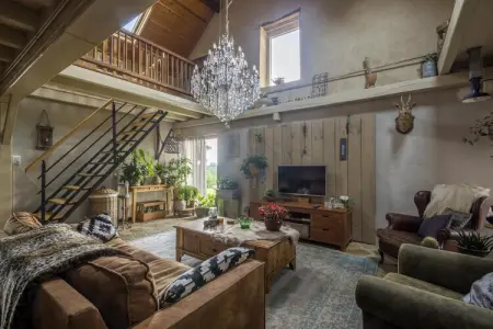 Accourir-Montagne, Maison ancienne avec piscine privée - Photo 7