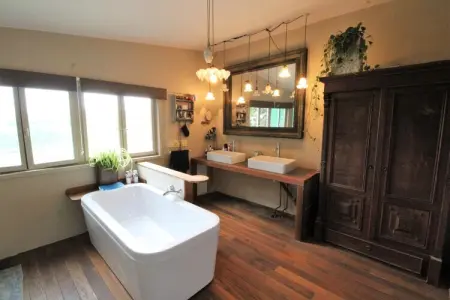 Accourir-Montagne, Maison ancienne avec piscine privée - Photo 14