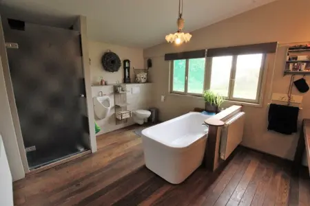 Accourir-Montagne, Maison ancienne avec piscine privée - Photo 15