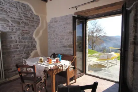 La Rocca, Villa étonnante à Apecchio avec piscine - Photo 16
