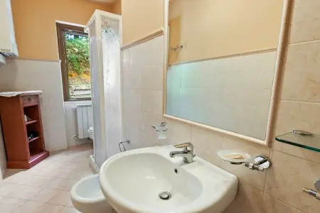 Trilocale - Pianoterra, Appartement Spa avec Jardin - Photo 28