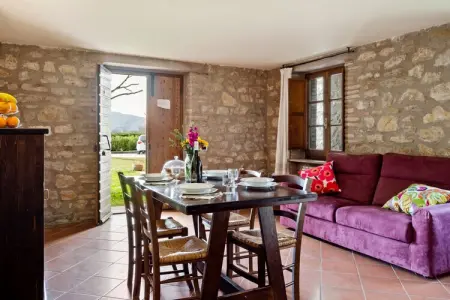 Bilocale su due Piani, Maison à Magione près du Lac Trasimène - Photo 18