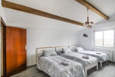 La Casa de Valen, Villa à Villamuriel avec Piscine et Barbecue - Photo 4