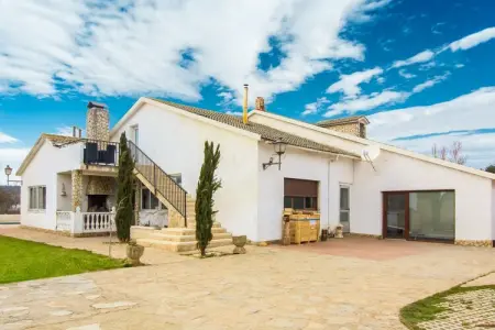 La Casa de Valen, Villa à Villamuriel avec Piscine et Barbecue - Photo 6