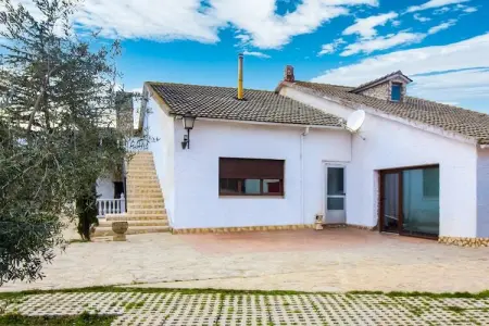La Casa de Valen, Villa à Villamuriel avec Piscine et Barbecue - Photo 7