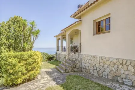 Villa Portinyol, Villa à Arenys de Mar avec Vue sur Mer - Photo 33