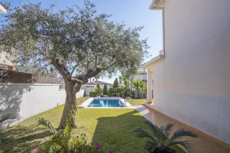 Casa Linda, Villa élégante à Calafell avec piscine - Photo 8