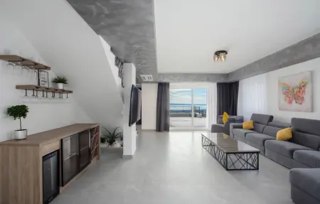 Maison 10 personnes à Kucine - Photo 1