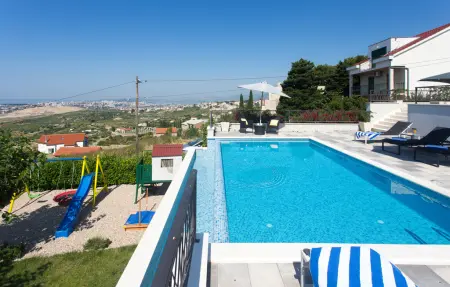 Maison 10 personnes à Kucine - Photo 7