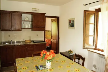 Appartamento per 6, Manoir à Citerna avec piscine et terrasse - Photo 3