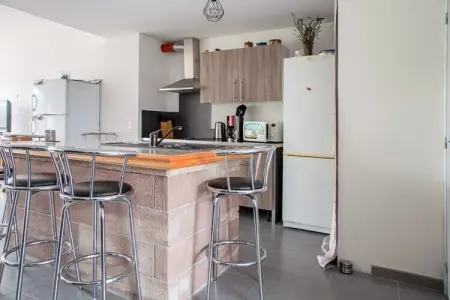 Maison de vacances - Saint Louis, Maison de village rénovée avec jardin clos - Photo 3