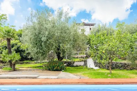 Villa Aloe Charming House, Villa avec piscine et environnement panoramique - Photo 25