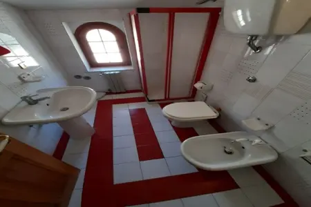 Villa Chiaretta, Villa de Charme à Polizzi Generosa avec Piscine - Photo 18