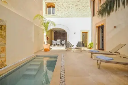 CASA PETRA, Maison moderne avec piscine à Petra - Photo 8