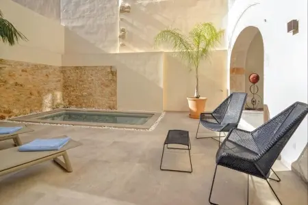 CASA PETRA, Maison moderne avec piscine à Petra - Photo 24
