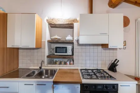 Il Conio Viola, Appartement dans une maison de campagne avec piscine - Photo 4