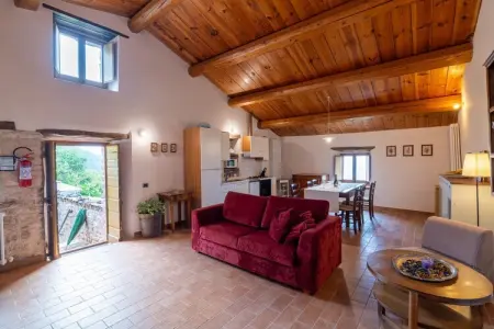 Il Conio Viola, Appartement dans une maison de campagne avec piscine - Photo 12
