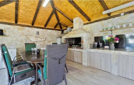 Maison 8 personnes à Kastel - Photo 7