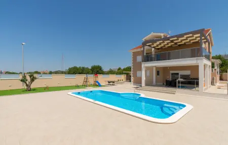 Maison 10 personnes à Dubrava kod Sibenika - Photo 16