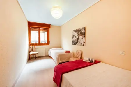 Casa rural, Maison de vacances simpliste à Laguardia avec vue sur la montagne - Photo 1