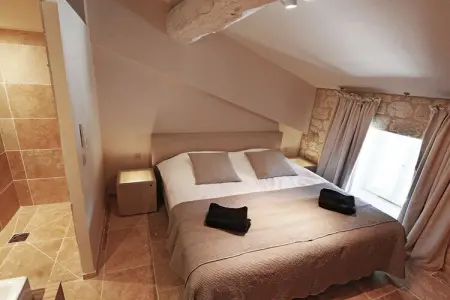 Gîte de luxe dans les vignes 4, Séjour de bonheur à Mandourelle - Photo 2