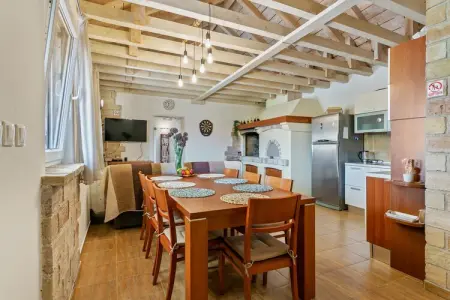 Villa Niva, Maison à Marina proche des Plages - Photo 18