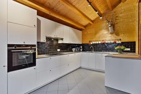 Villa Balboa, Chalet élégant à Manhay avec sauna - Photo 4