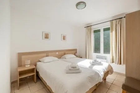 Villa Porthos, Ravissante villa א Masseube avec piscine - Photo 4