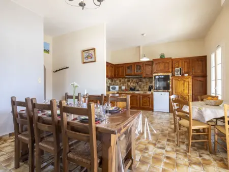 Mas de la Gourmette, Maison 5 personnes à Châteaurenard - Photo 4